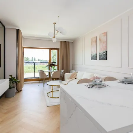 Apartment Motlava Bliss - Gym, Sauna & Parking